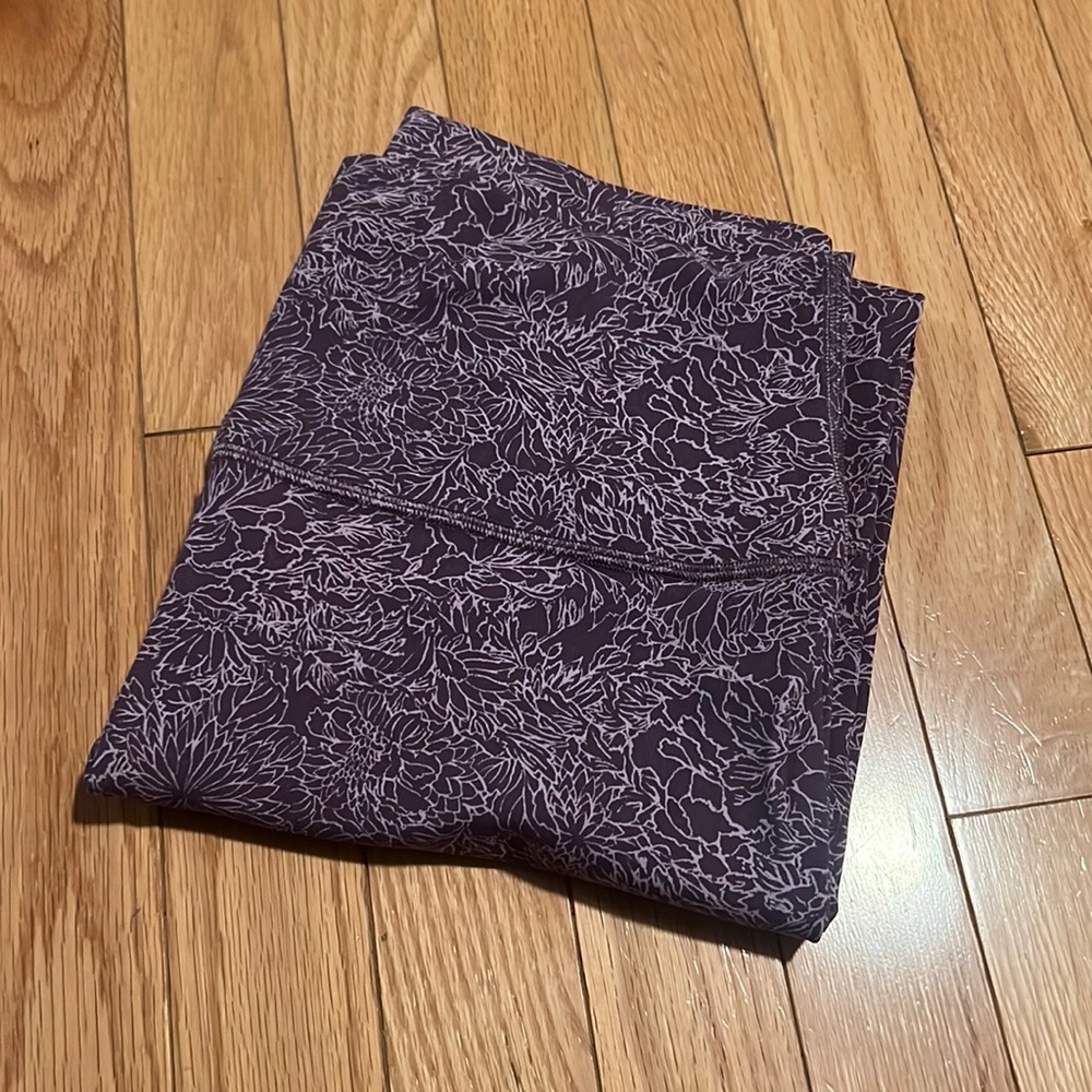 Lululemon Size 10 Wonder Under leggings